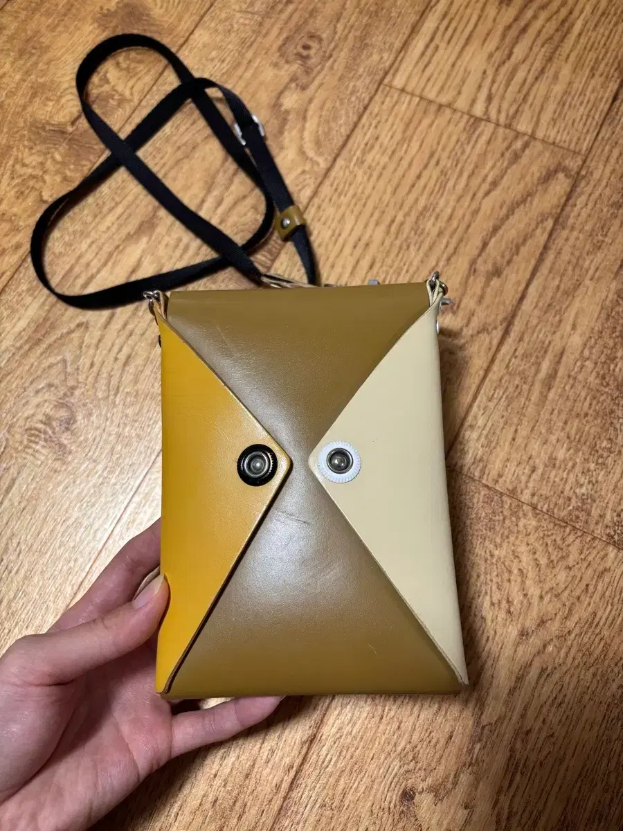 thumbnail-5